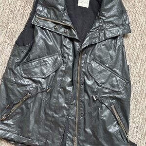 SAM. Waxed Utility Vest Size S